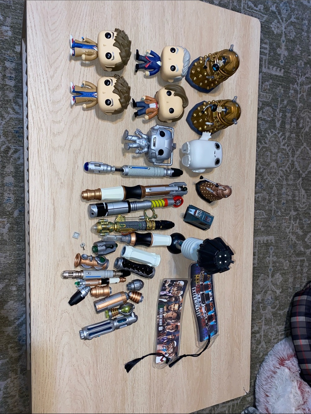 Dr. Who lot, Pop Figures, bookmarks, screwdrivers